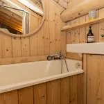 Nid Douillet Renove Sur Les Pistes In Out Apartment Megeve