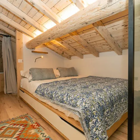 Nid Douillet Renove Sur Les Pistes In Out