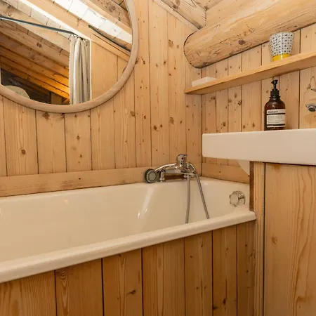 Nid Douillet Renove Sur Les Pistes In Out Apartament Megève