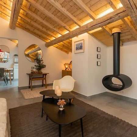 Nid Douillet Renove Sur Les Pistes In Out * Megève