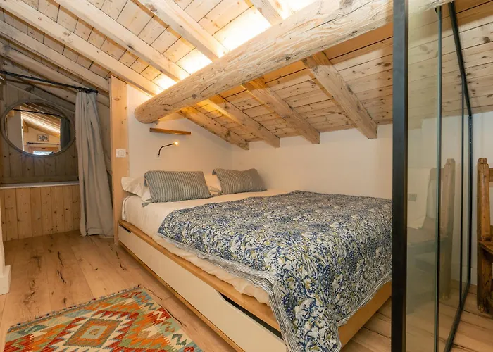 Nid Douillet Rénové Sur Les Pistes In Out